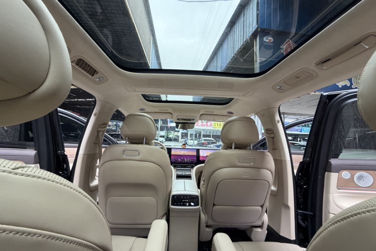 Used Hima AITO M9 2024 Range-Extended Ultra Version 42 kWh 6-Seater Model Interior 12