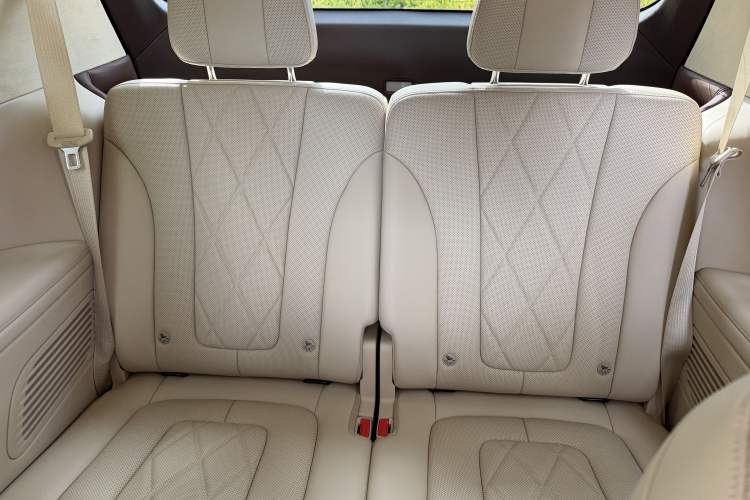 Used Hima AITO M9 2024 Range-Extended Max Edition 42 kWh 6-Seater Version Interior 14