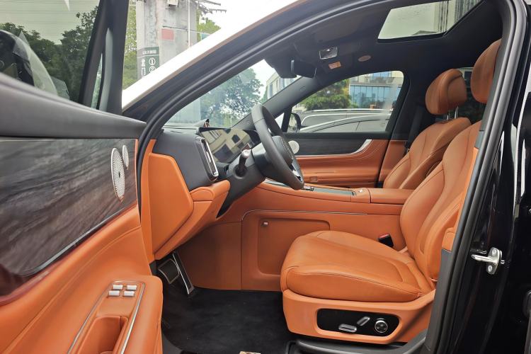 Used Hima AITO M9 2024 Range-Extended Max Edition 42 kWh 6-Seater Version Interior 2