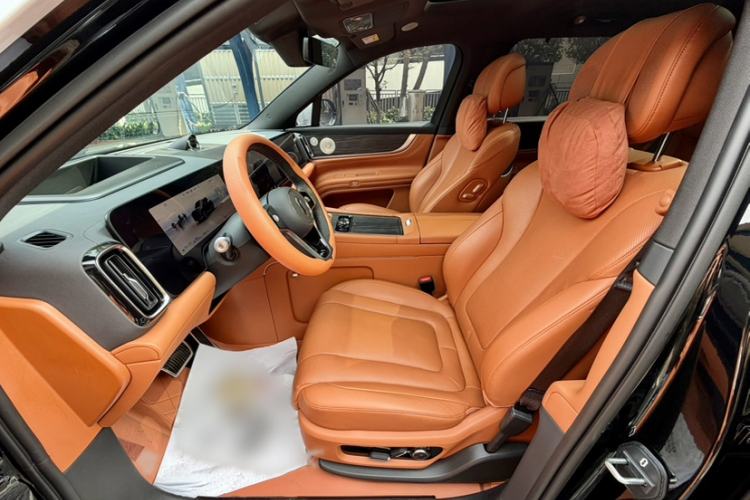 Used Hima AITO M9 2024 Range-Extended Ultra Version 52 kWh 6-Seater Model Interior 2