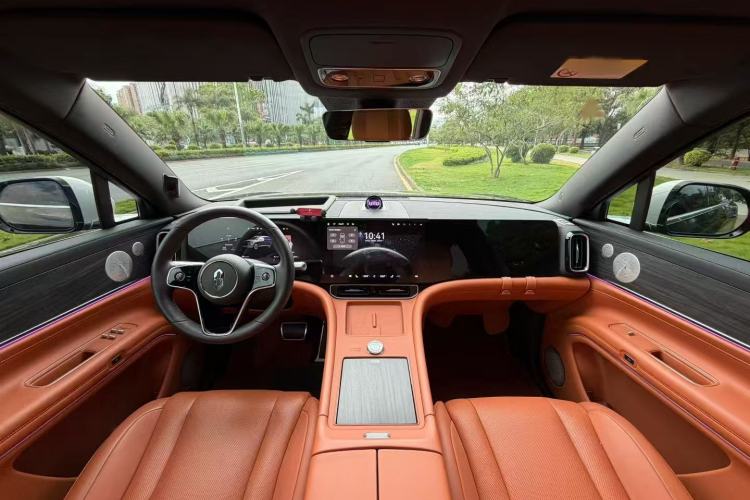Used Hima AITO M9 2024 Range-Extended Max Edition 42 kWh 6-Seater Version Interior 3