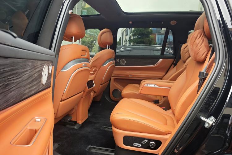 Used Hima AITO M9 2024 Range-Extended Max Edition 42 kWh 6-Seater Version Interior 3