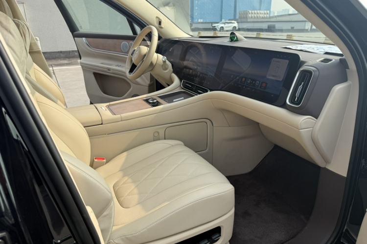 Used Hima AITO M9 2024 Range-Extended Ultra Version 52 kWh 5-Seater Model Interior 3