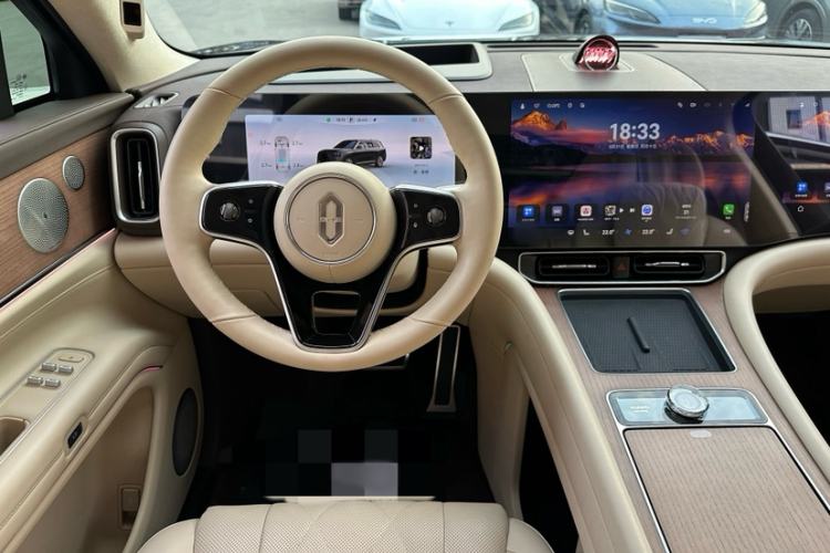 Used Hima AITO M9 2024 Range-Extended Max Edition 42 kWh 6-Seater Version Interior 4