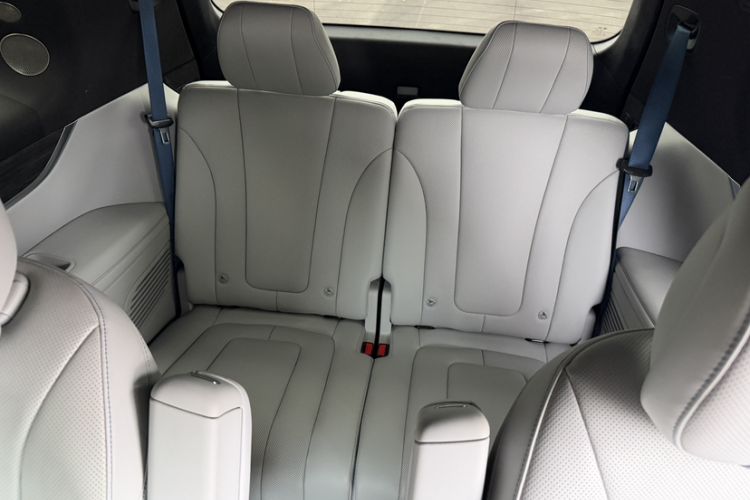 Used Hima AITO M9 2024 Range-Extended Max Edition 42 kWh 6-Seater Version Interior 4