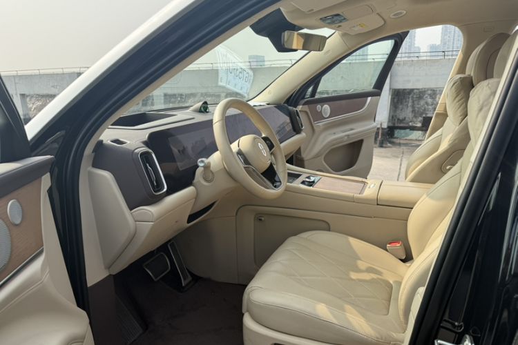 Used Hima AITO M9 2024 Range-Extended Ultra Version 52 kWh 5-Seater Model Interior 5
