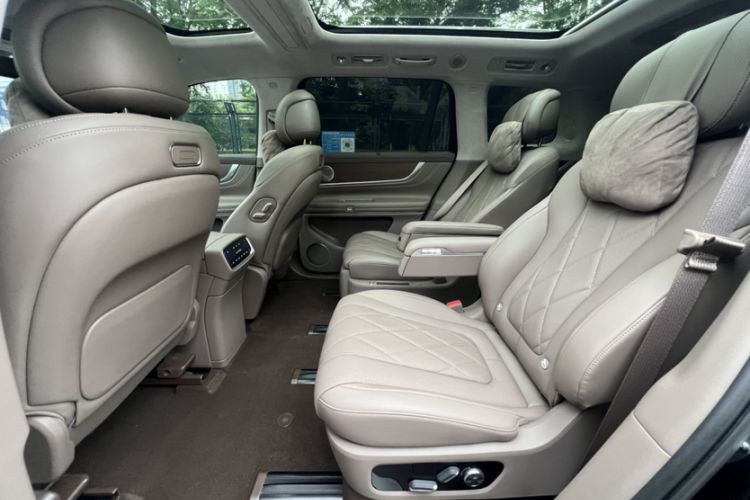 Used Hima AITO M9 2024 Range-Extended Ultra Version 52 kWh 6-Seater Model Interior 6