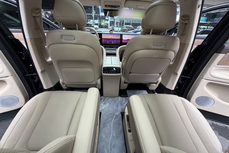 Used Hima AITO M9 2024 Range-Extended Ultra Version 42 kWh 6-Seater Model Interior 6