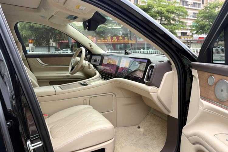 Used Hima AITO M9 2024 Range-Extended Max Edition 42 kWh 5-Seater Version Interior 7