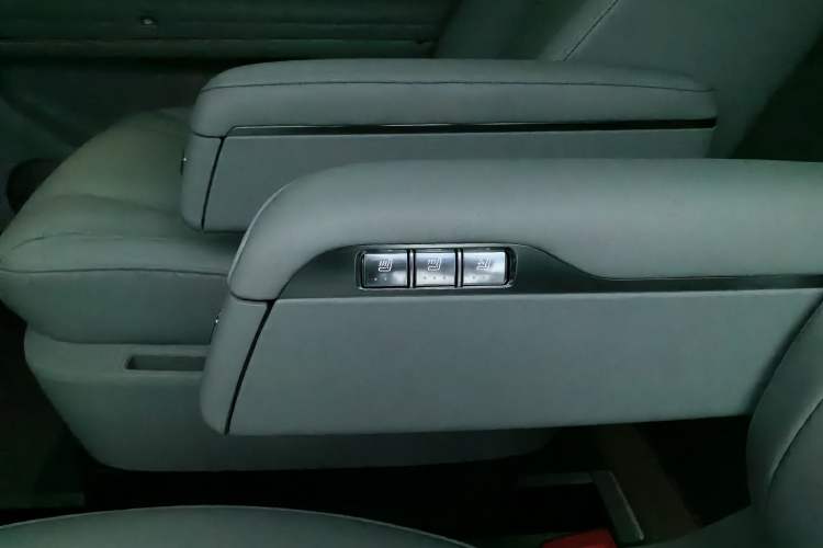 Used Hima AITO M9 2024 Range-Extended Max Edition 42 kWh 6-Seater Version Interior 8