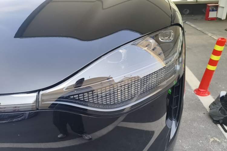 Used Hima AITO M9 2024 Range-Extended Ultra Version 42 kWh 6-Seater Model Left Front Headlight