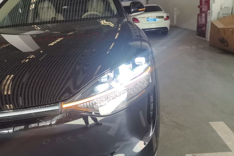 Used Hima AITO M9 2024 Range-Extended Ultra Version 42 kWh 6-Seater Model Left Front Headlight