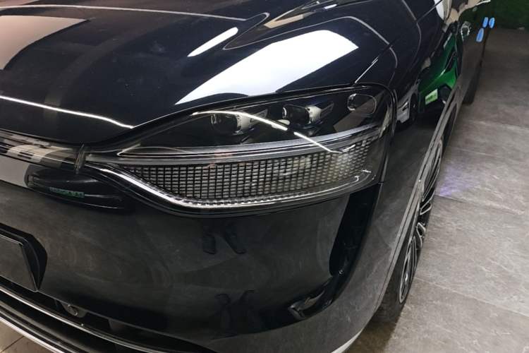Used Hima AITO M9 2024 Range-Extended Max Edition 52 kWh 6-Seater Version Left Front Headlight