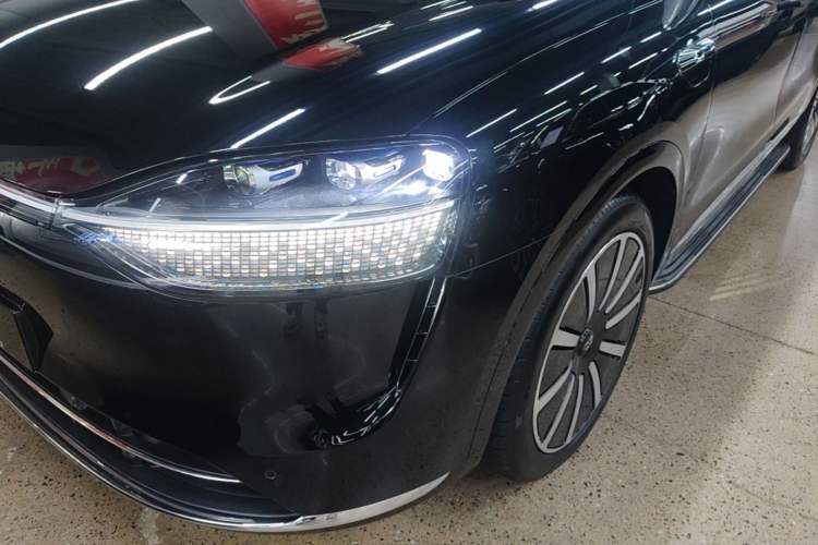 Used Hima AITO M9 2024 Range-Extended Ultra Version 42 kWh 6-Seater Model Left Front Headlight