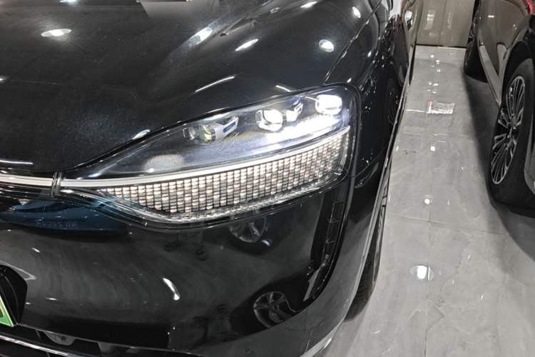 Used Hima AITO M9 2024 Range-Extended Ultra Version 52 kWh 5-Seater Model Left Front Headlight