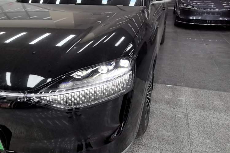 Used Hima AITO M9 2024 Range-Extended Max Edition 42 kWh 6-Seater Version Left Front Headlight