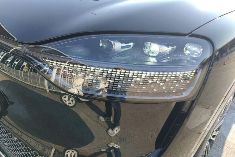 Used Hima AITO M9 2024 All-Electric Ultra Version 100 kWh 5-Seater Model Left Front Headlight
