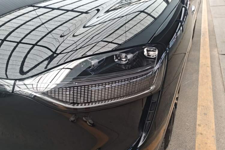 Used Hima AITO M9 2024 Range-Extended Ultra Version 42 kWh 6-Seater Model Left Front Headlight