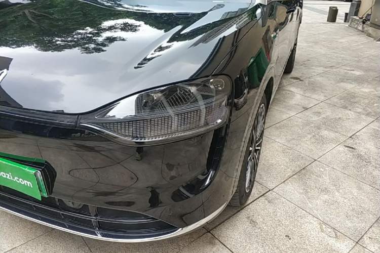 Used Hima AITO M9 2024 Range-Extended Ultra Version 42 kWh 6-Seater Model Left Front Headlight