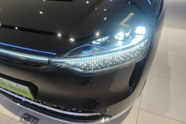 Used Hima AITO M9 2024 Range-Extended Max Edition 52 kWh 5-Seater Version Left Front Headlight