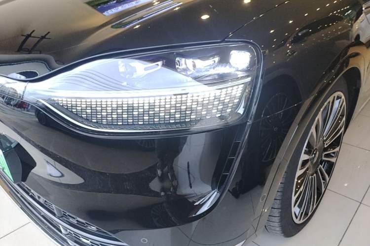 Used Hima AITO M9 2024 Range-Extended Ultra Version 42 kWh 6-Seater Model Left Front Headlight