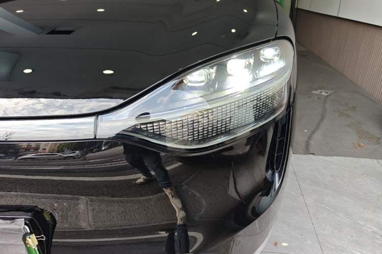 Used Hima AITO M9 2024 Range-Extended Max Edition 42 kWh 6-Seater Version Left Front Headlight