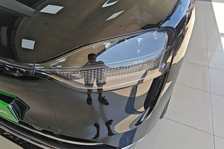 Used Hima AITO M9 2024 Range-Extended Max Edition 42 kWh 6-Seater Version Left Front Headlight