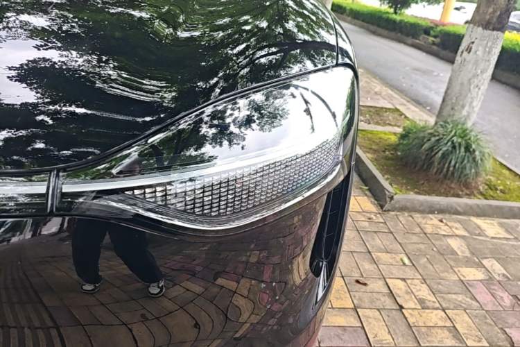 Used Hima AITO M9 2024 Range-Extended Max Edition 52 kWh 5-Seater Version Left Front Headlight