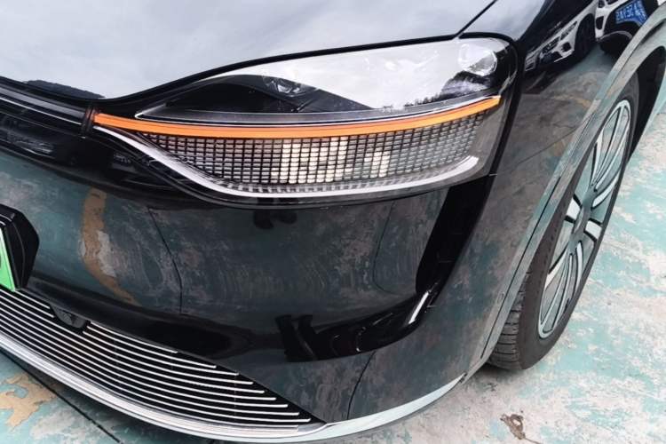 Used Hima AITO M9 2024 Range-Extended Max Edition 42 kWh 6-Seater Version Left Front Headlight