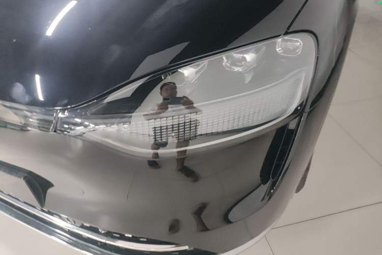 Used Hima AITO M9 2024 Range-Extended Ultra Version 52 kWh 5-Seater Model Left Front Headlight
