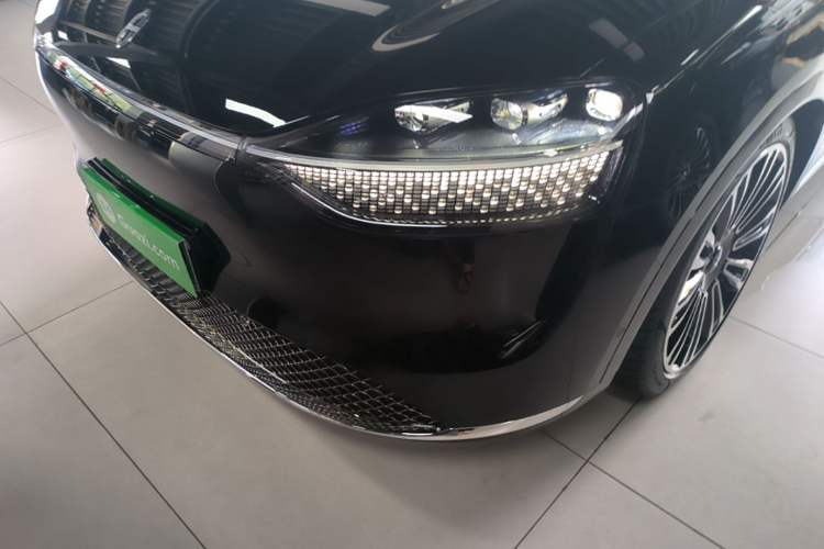 Used Hima AITO M9 2024 All-Electric Max Version 100 kWh 6-Seater Left Front Headlight