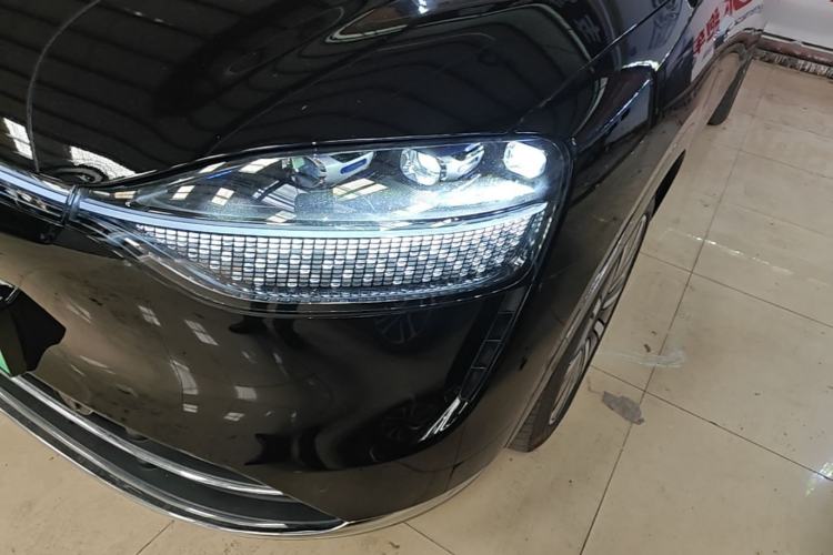 Used Hima AITO M9 2024 Range-Extended Ultra Version 52 kWh 6-Seater Model Left Front Headlight