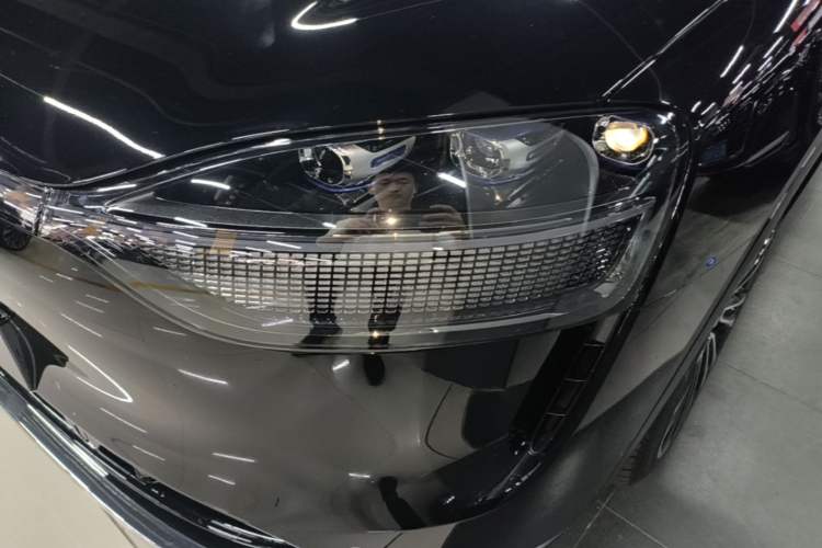 Used Hima AITO M9 2024 Range-Extended Ultra Version 52 kWh 6-Seater Model Left Front Headlight
