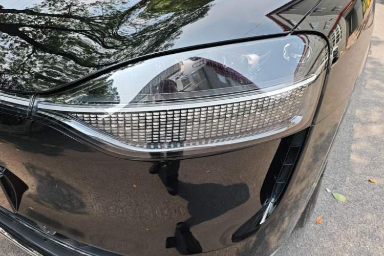 Used Hima AITO M9 2024 Range-Extended Max Edition 42 kWh 6-Seater Version Left Front Headlight