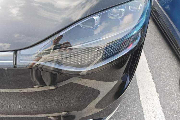 Used Hima AITO M9 2024 Range-Extended Ultra Version 42 kWh 6-Seater Model Left Front Headlight