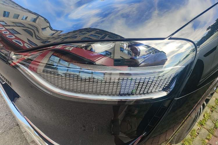 Used Hima AITO M9 2024 Range-Extended Max Edition 42 kWh 6-Seater Version Left Front Headlight