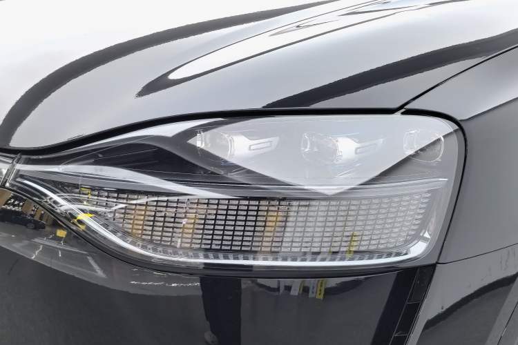 Used Hima AITO M9 2024 Range-Extended Max Edition 42 kWh 6-Seater Version Left Front Headlight