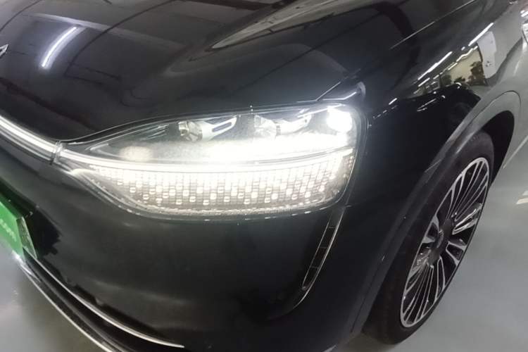 Used Hima AITO M9 2024 Range-Extended Ultra Version 42 kWh 6-Seater Model Left Front Headlight