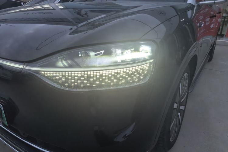 Used Hima AITO M9 2024 Range-Extended Ultra Version 42 kWh 6-Seater Model Left Front Headlight