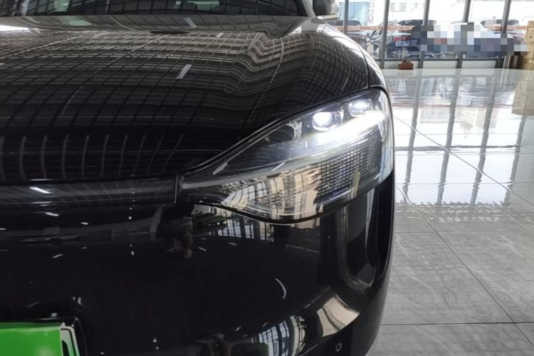 Used Hima AITO M9 2024 Range-Extended Ultra Version 42 kWh 6-Seater Model Left Front Headlight