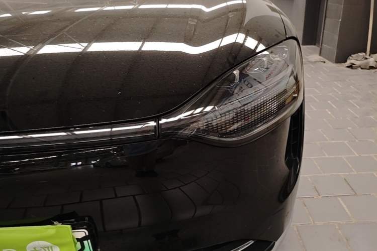 Used Hima AITO M9 2024 Range-Extended Ultra Version 42 kWh 6-Seater Model Left Front Headlight