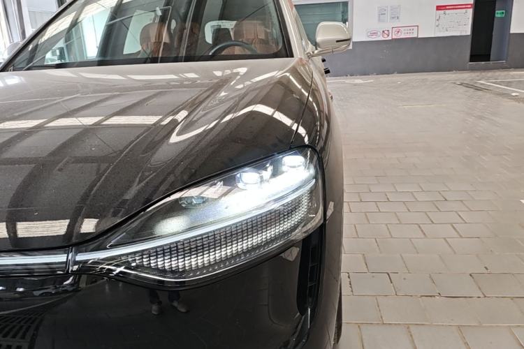 Used Hima AITO M9 2024 Range-Extended Ultra Version 42 kWh 6-Seater Model Left Front Headlight