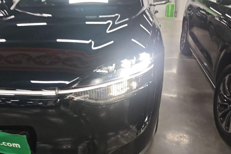 Used Hima AITO M9 2024 Range-Extended Max Edition 42 kWh 6-Seater Version Left Front Headlight