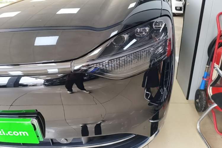 Used Hima AITO M9 2024 Range-Extended Ultra Version 42 kWh 6-Seater Model Left Front Headlight