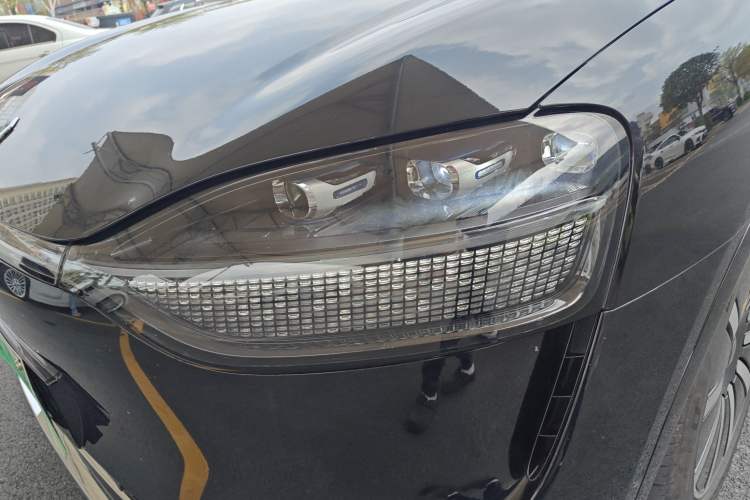 Used Hima AITO M9 2024 Range-Extended Ultra Version 42 kWh 6-Seater Model Left Front Headlight