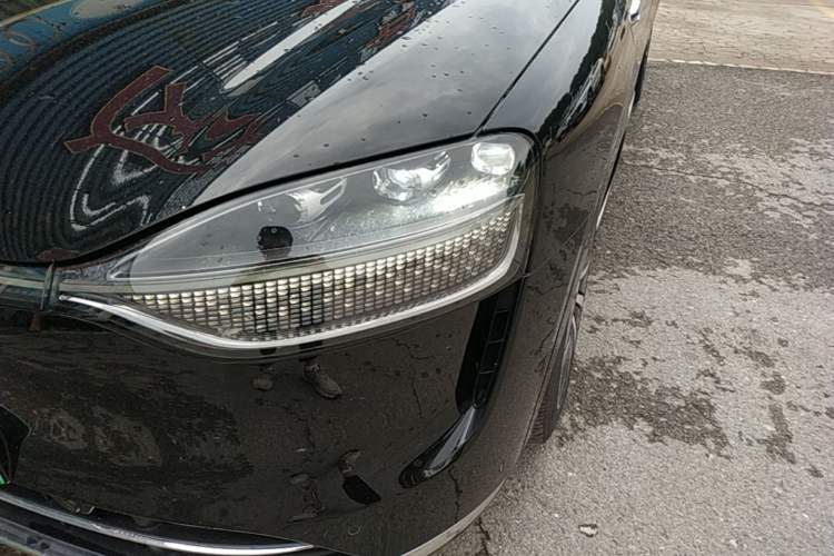 Used Hima AITO M9 2024 Range-Extended Ultra Version 42 kWh 6-Seater Model Left Front Headlight