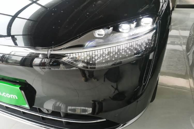 Used Hima AITO M9 2024 Range-Extended Max Edition 52 kWh 6-Seater Version Left Front Headlight