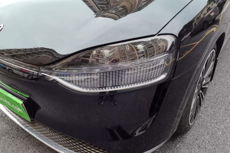 Used Hima AITO M9 2024 All-Electric Ultra Version 100 kWh 6-Seater Model Left Front Headlight