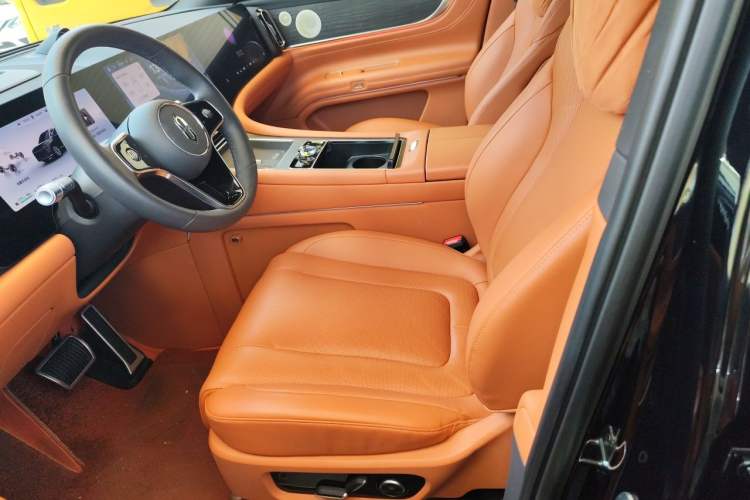 Used Hima AITO M9 2024 Range-Extended Ultra Version 42 kWh 6-Seater Model Left Front Seat