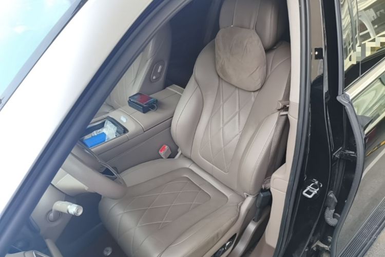 Used Hima AITO M9 2024 Range-Extended Ultra Version 42 kWh 6-Seater Model Left Front Seat